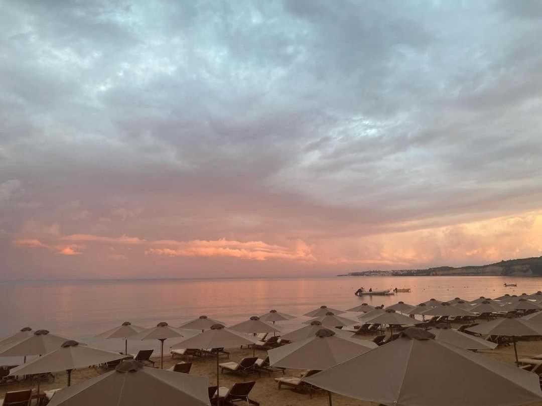 Peroulia Beach Houses Koroni  Ngoại thất bức ảnh