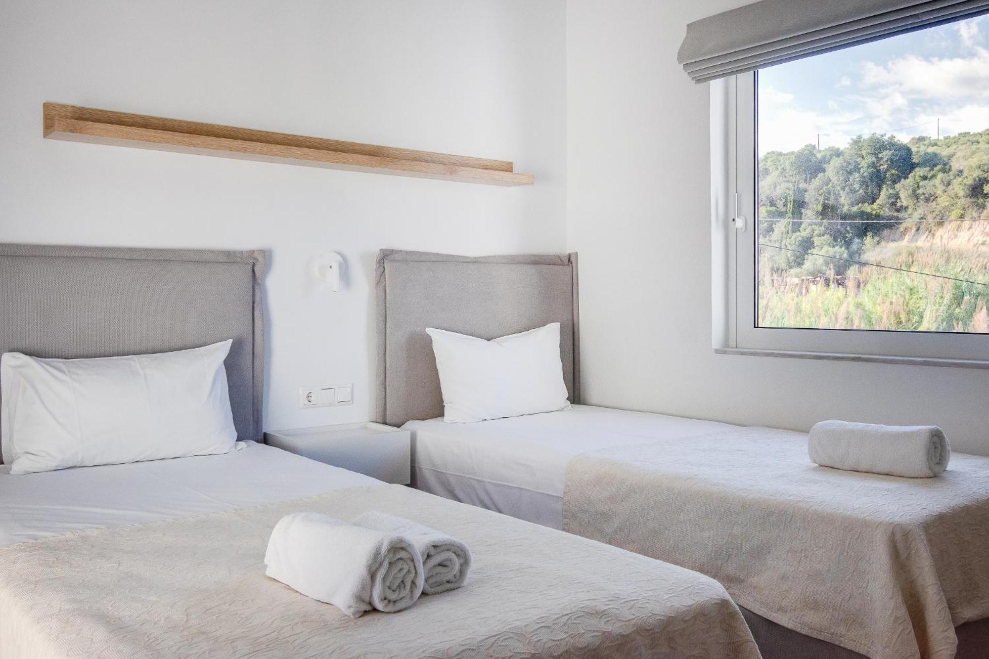 Peroulia Beach Houses Koroni  Ngoại thất bức ảnh